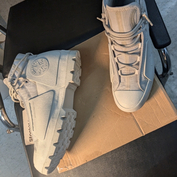 Limited* Acw x converse chuck Taylor lugged, grey violet.       SOLD****** - Picture 2 of 6